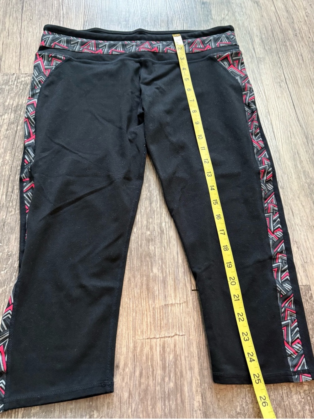 Fabletics workout capris - Picture 7 of 8